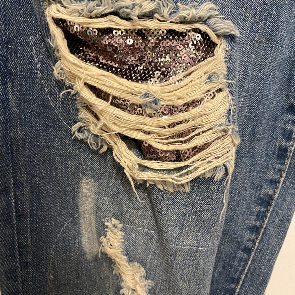 Fancy Jeans - Picture 3 of 9